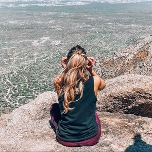 Meet your Posher, Chrissy